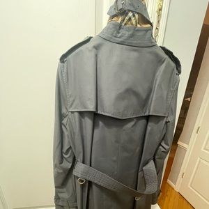 Burberry Kensington fit Trench Coat